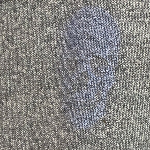 Lauren Moshi Gray V-neck Sweater Size Medium* - Picture 3 of 7